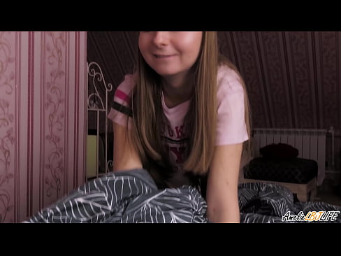❤️ La bionda succhia profondamente la sua migliore amica e si fa sborrare in bocca ️ Porno fbal it.sex-porntube.ru ❌️